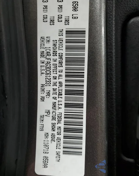 2013 Jeep Grand Cherokee Laredo z USA, uszkodzony, nr VIN 1C4RJFAG3DC612331